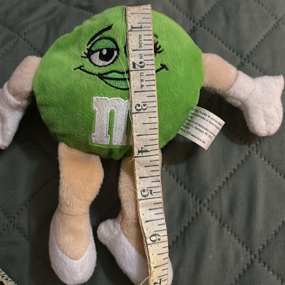 Used condition M&M’s Green stuffed figurine Christmas any holiday green lady M&M - Picture 7 of 9
